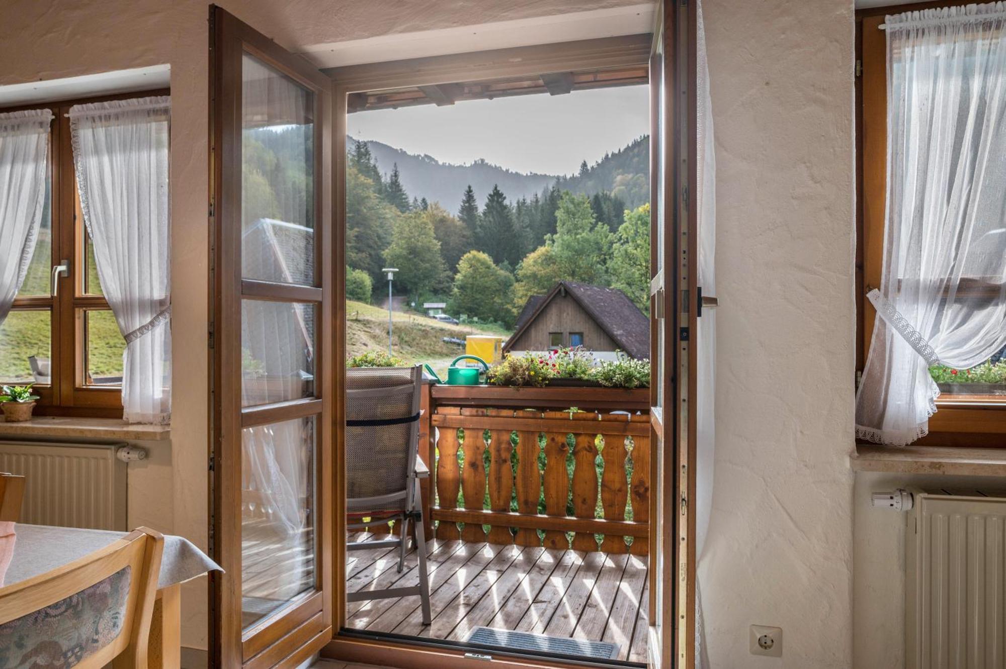 Gasthaus Zur Linde- Napf Oberried  Exterior foto